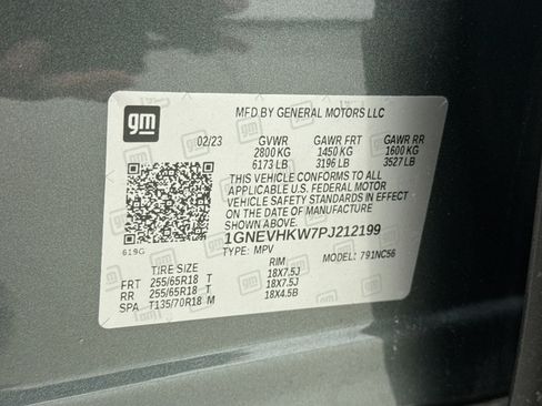 Used 2023 Chevrolet Traverse LT w/ LPO, Floor Liner Package image 9