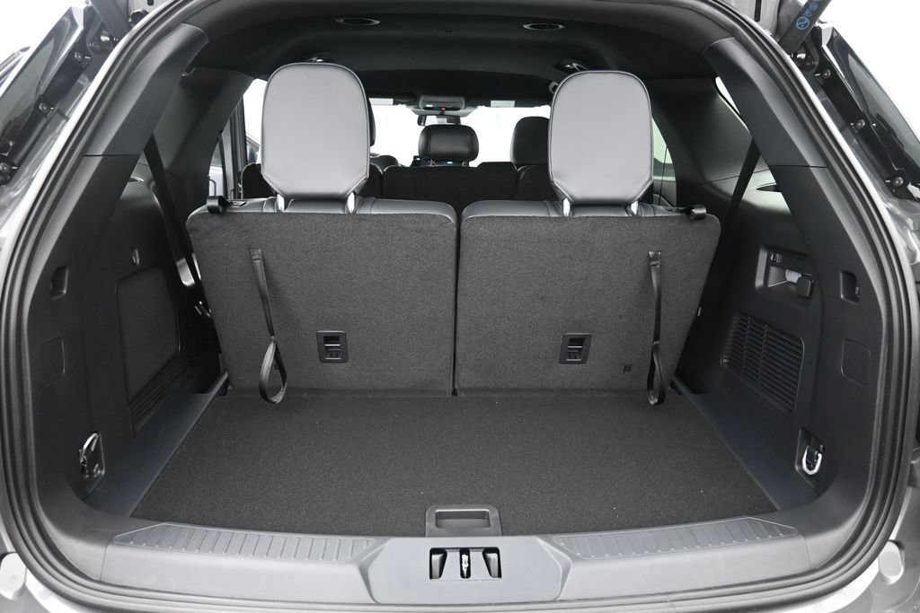 New 2026 Ford Explorer ST-Line w/ Premium Package RWD image 12