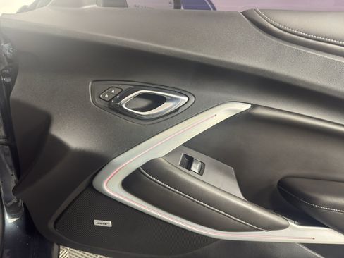 Used 2021 Chevrolet Camaro SS RWD image 33