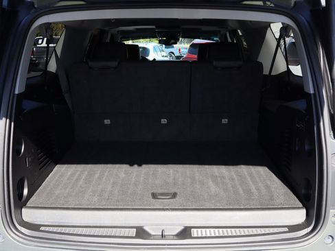 Used 2018 GMC Yukon XL Denali w/ Open Road Package image 28