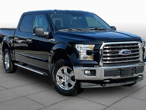Used 2017 Ford F150 XLT w/ Equipment Group 302A Luxury AWD/4WD image 2