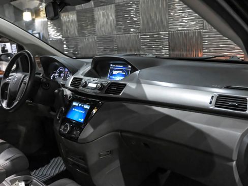 Used 2016 Honda Odyssey EX-L image 14