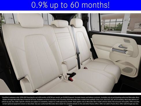 Used 2026 Mercedes-Benz GLB 250 4MATIC image 5