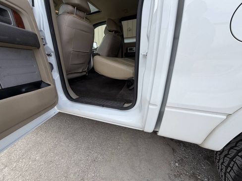 Used 2010 Ford F150 Lariat image 21