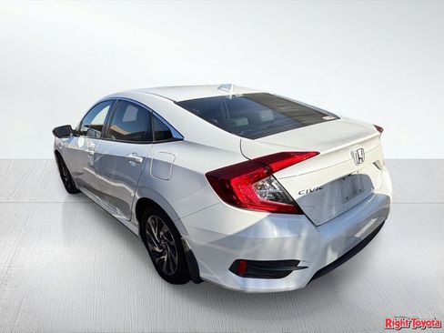 Used 2017 Honda Civic EX image 3