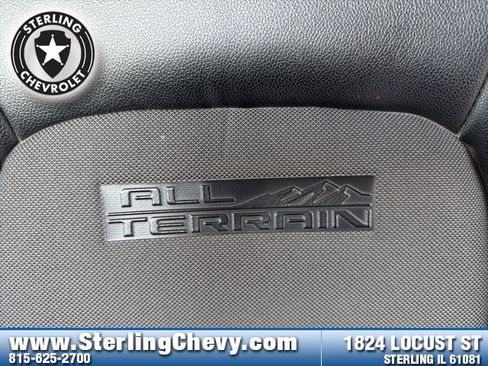 Used 2016 GMC Canyon SLE w/ All Terrain Adventure Package image 21