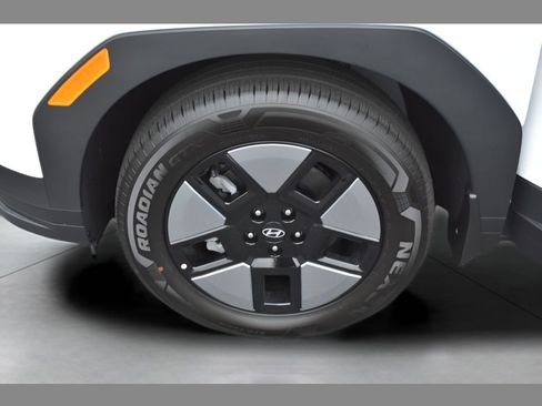 New 2026 Hyundai Santa Fe SEL FWD image 8