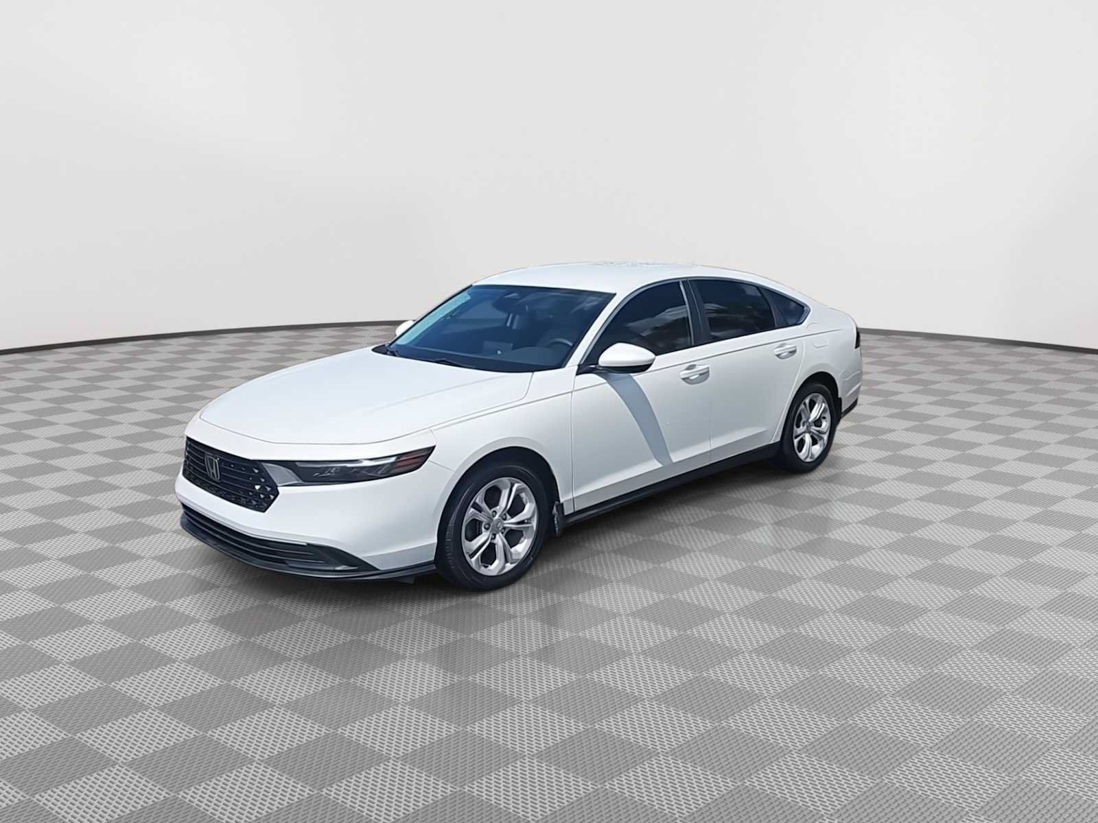 Used 2023 Honda Accord LX image 4