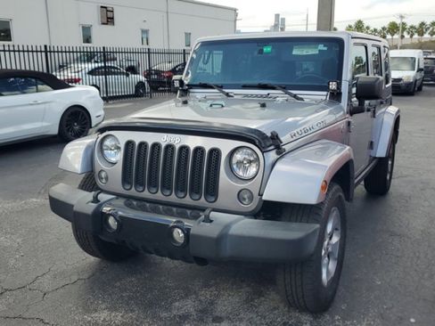 Used 2015 Jeep Wrangler Unlimited Rubicon w/ Connectivity Group image 3
