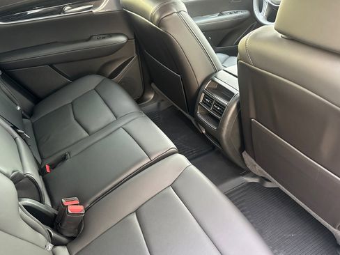 Used 2025 Cadillac XT5 Premium Luxury w/ Technology Package image 17