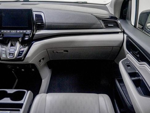 Used 2022 Honda Odyssey Elite image 32