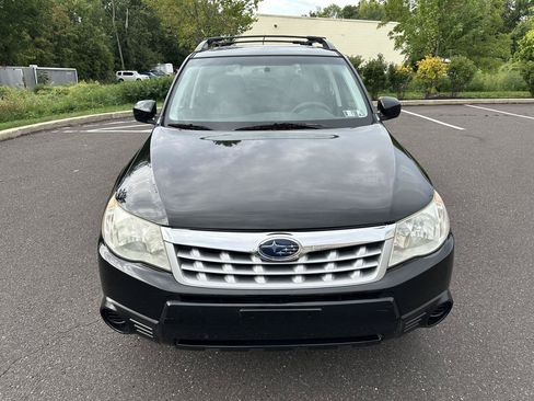 Used 2013 Subaru Forester 2.5X Premium w/ Popular Pkg 1 AWD/4WD image 2
