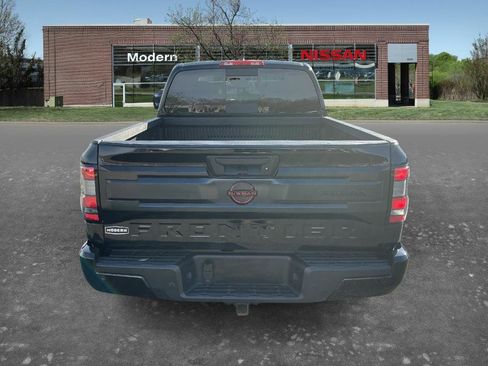 Certified 2025 Nissan Frontier PRO-4X image 3