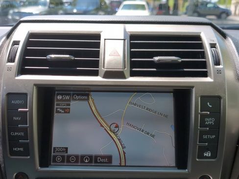 Used 2016 Lexus GX 460 w/ Premium Package image 11