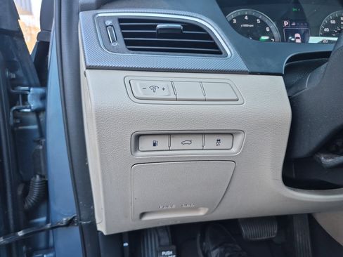 Used 2017 Hyundai Sonata SE image 19