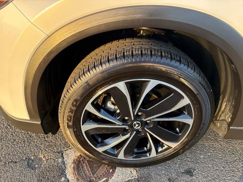 Used 2023 MAZDA CX-5 AWD 2.5 S w/ Premium Plus Pkg image 7