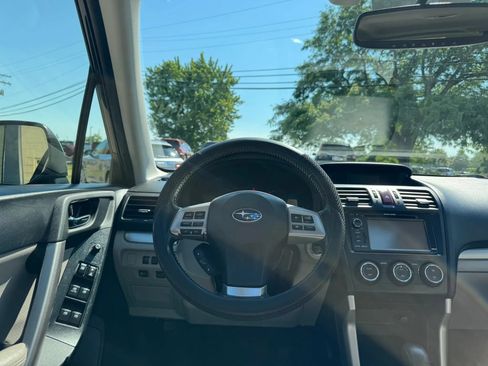 Used 2014 Subaru Forester 2.5i Touring AWD/4WD image 17