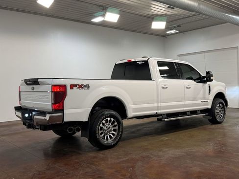 Used 2020 Ford F250 Lariat w/ FX4 Off-Road Package image 4