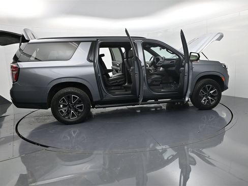 Used 2021 Chevrolet Suburban Z71 w/ Max Trailering Package image 54