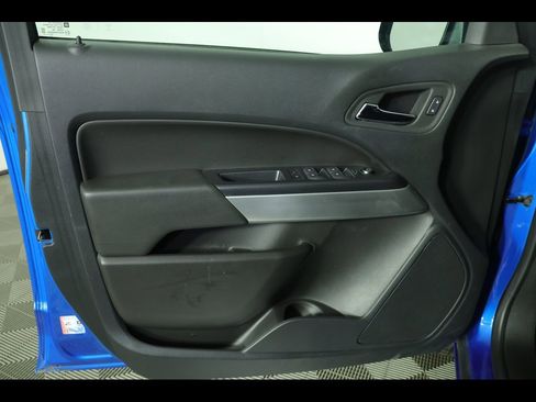 Used 2022 Chevrolet Colorado LT w/ LT Convenience Package image 20