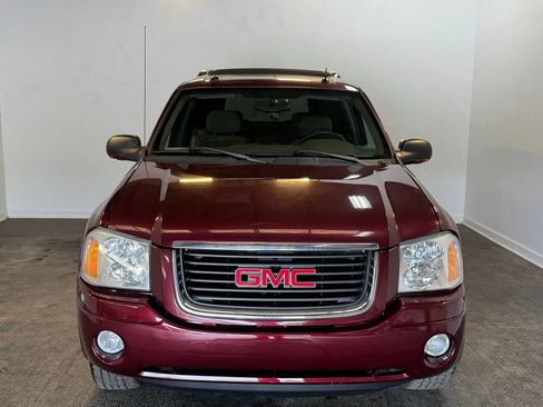 Used 2004 GMC Envoy XUV SLE w/ 1SB Preferred Equipment Group AWD/4WD image 2