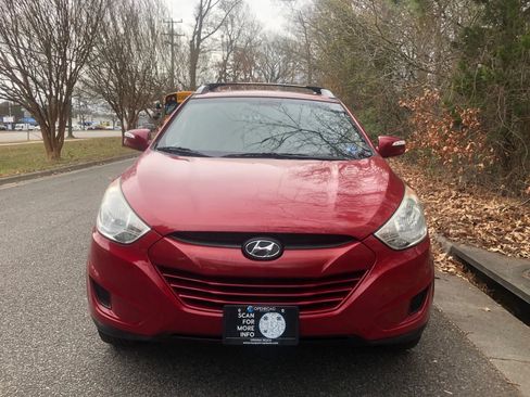 Used 2012 Hyundai Tucson GLS image 8