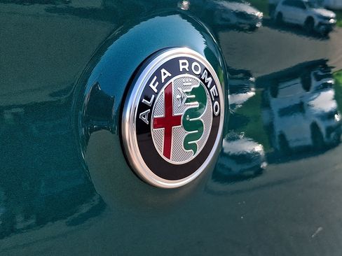 New 2026 Alfa Romeo Stelvio Sprint AWD/4WD image 23