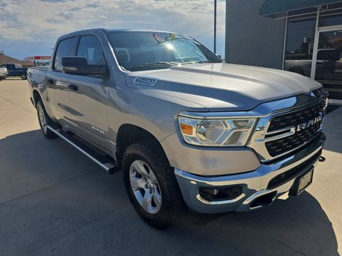 Used 2023 RAM 1500 Big Horn AWD/4WD image 9