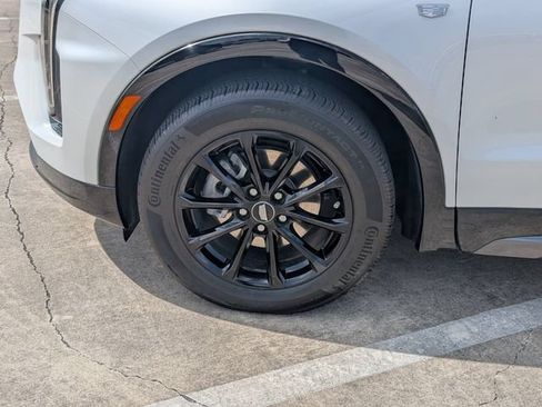 Used 2024 Cadillac XT4 Sport w/ Cold Weather Package AWD/4WD image 9