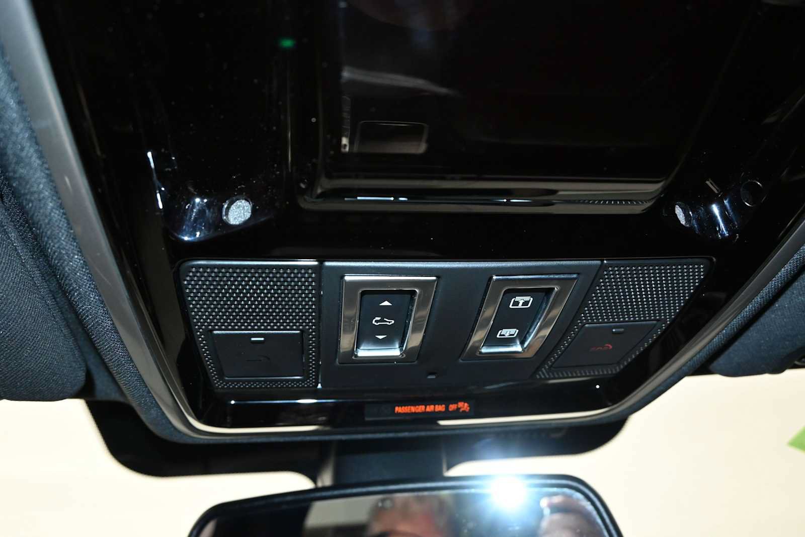 Used 2016 Land Rover Range Rover HSE AWD/4WD image 18