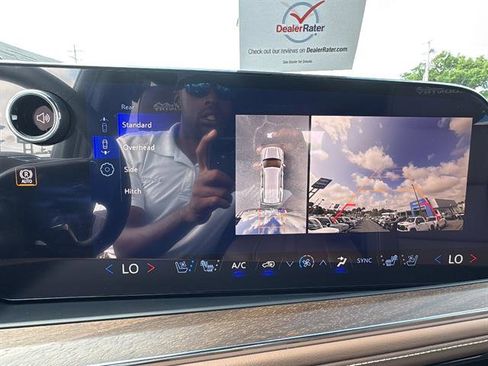 New 2026 Chevrolet Tahoe High Country AWD/4WD image 28