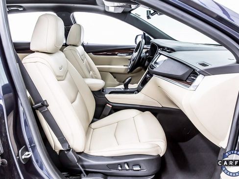Used 2019 Cadillac XT5 Luxury image 31