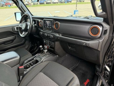 Used 2021 Jeep Gladiator Mojave image 29