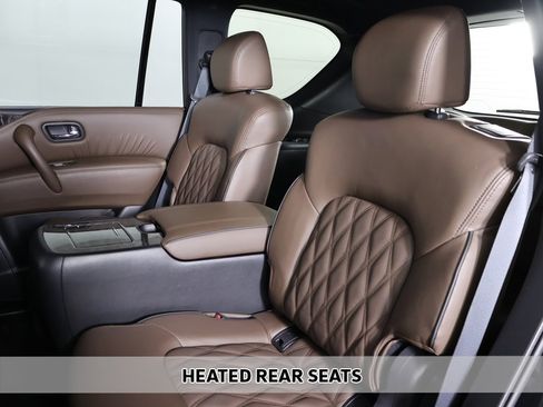 Used 2024 Nissan Armada Platinum w/ Captain's Chairs Package image 9