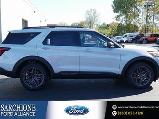 New 2026 Ford Explorer ST-Line w/ ST-Line Street Pack video 1