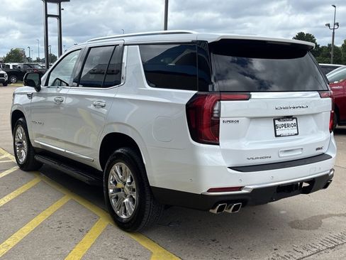 Used 2025 GMC Yukon Denali RWD image 10