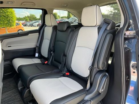 New 2026 Honda Odyssey Elite image 14