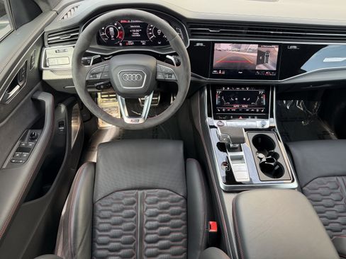 Used 2024 Audi RS Q8 image 19