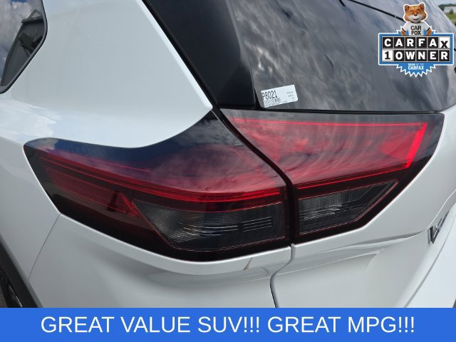 Used 2025 Nissan Rogue SV FWD image 25