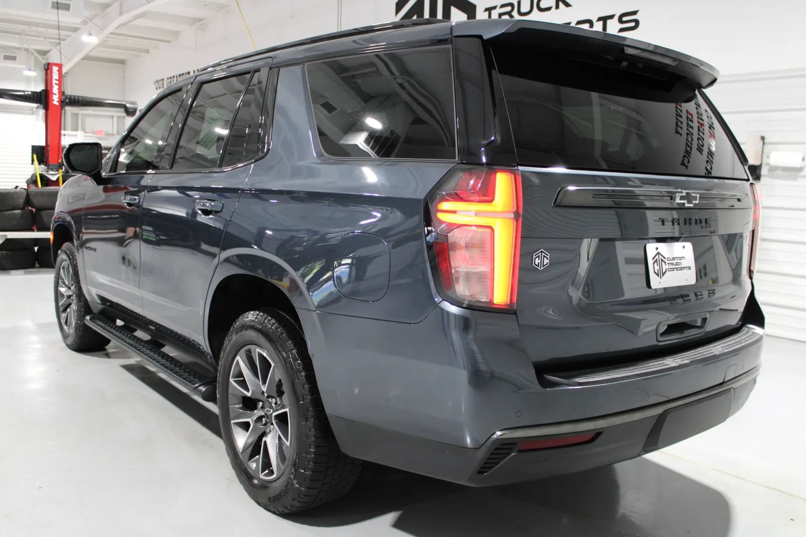 Used 2021 Chevrolet Tahoe Z71 AWD/4WD image 24