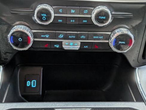 Used 2022 Ford F150 XLT w/ Equipment Group 302A High image 18