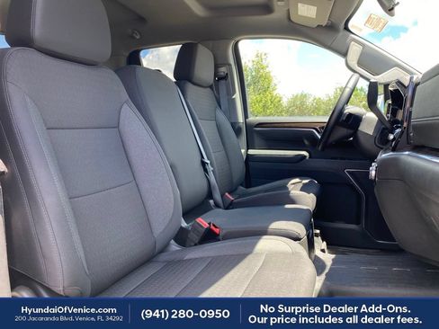 Used 2025 GMC Sierra 1500 Elevation w/ LPO, Elevation Black Package AWD/4WD image 18