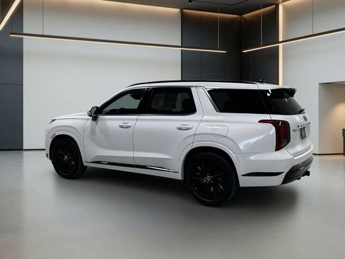 Used 2025 Hyundai Palisade Calligraphy AWD/4WD image 3