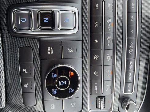 Certified 2022 Hyundai Santa Fe SEL w/ Convenience + Premium Package image 19