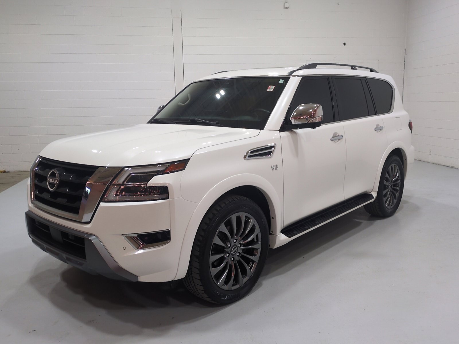 Used 2022 Nissan Armada Platinum AWD/4WD image 8