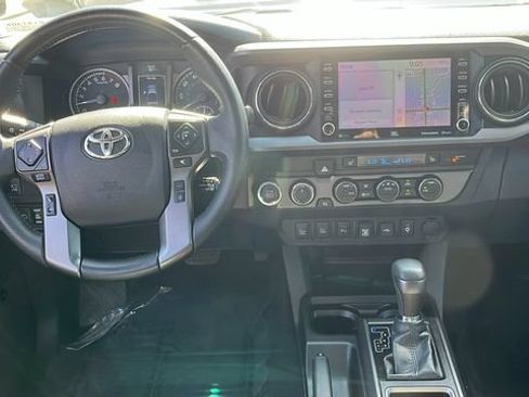 Used 2023 Toyota Tacoma TRD Sport w/ TRD Premium Sport Package AWD/4WD image 4
