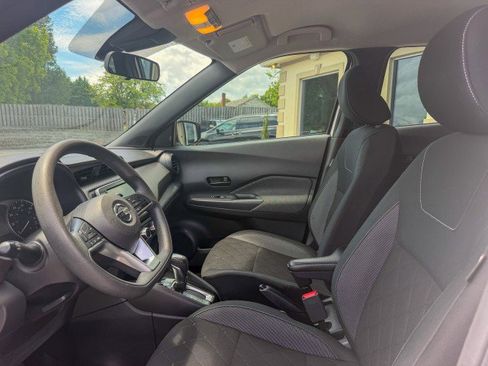 Used 2020 Nissan Kicks S FWD image 5
