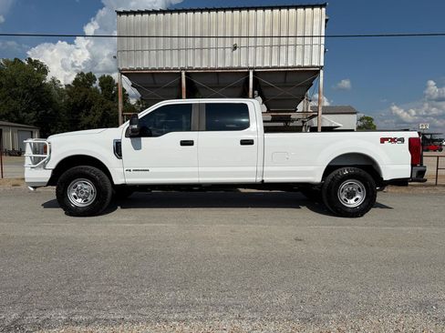Used 2022 Ford F350 XL w/ Power Equipment Group AWD/4WD image 2