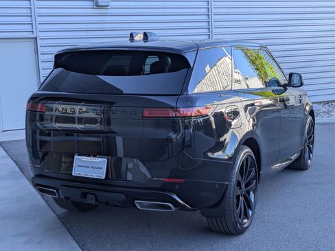 New 2026 Land Rover Range Rover Sport Dynamic SE AWD/4WD image 5