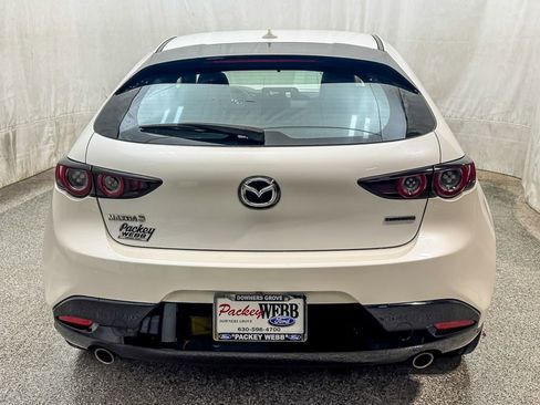 Used 2019 MAZDA MAZDA3 Hatchback w/ Premium Package image 7